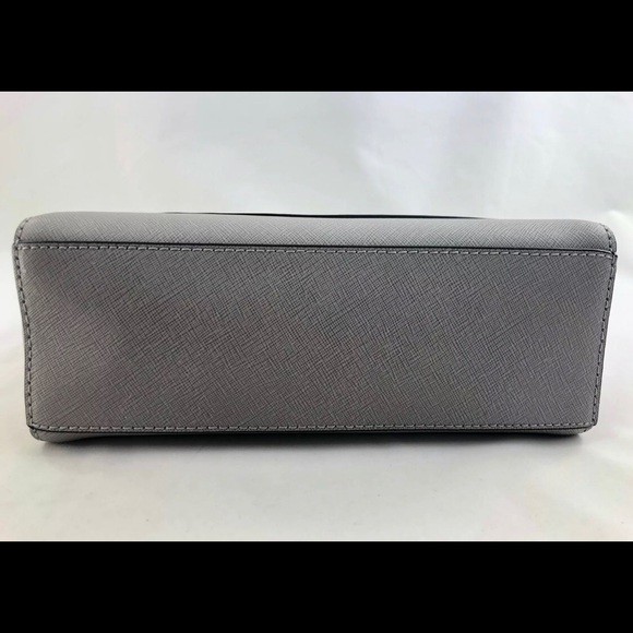 🌸🍃 Michael Kors Grey leather Sofia Crossbody Purse - Picture 6 of 8